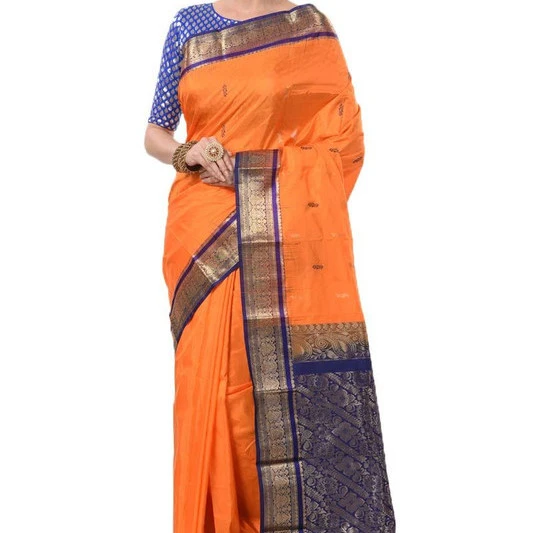 Traditional Kanchipuram Pure Silk Saree in Metallic Green with Red Contrast 