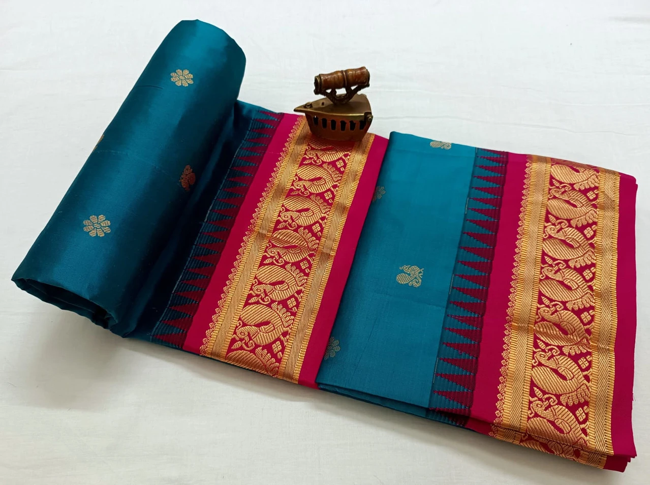 Blue with Red Contrast Gadwal traditional silk saree with zari border for festive and wedding occasions