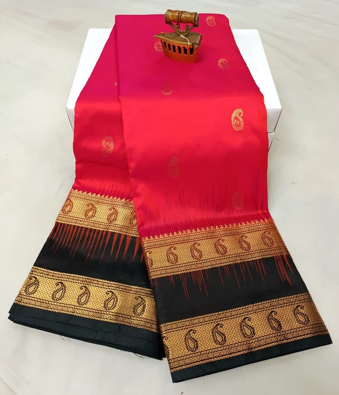 Pink and Black Kanchipuram silk saree with Bentex border and golden motifs