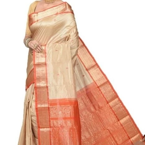Traditional Kanchipuram Pure Silk Saree in Chikku with Orange Contrast 