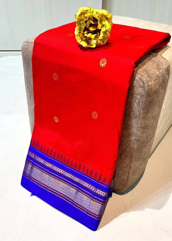 Red and Violete Border - Traditional Handwoven Ilkaal Butta Saree