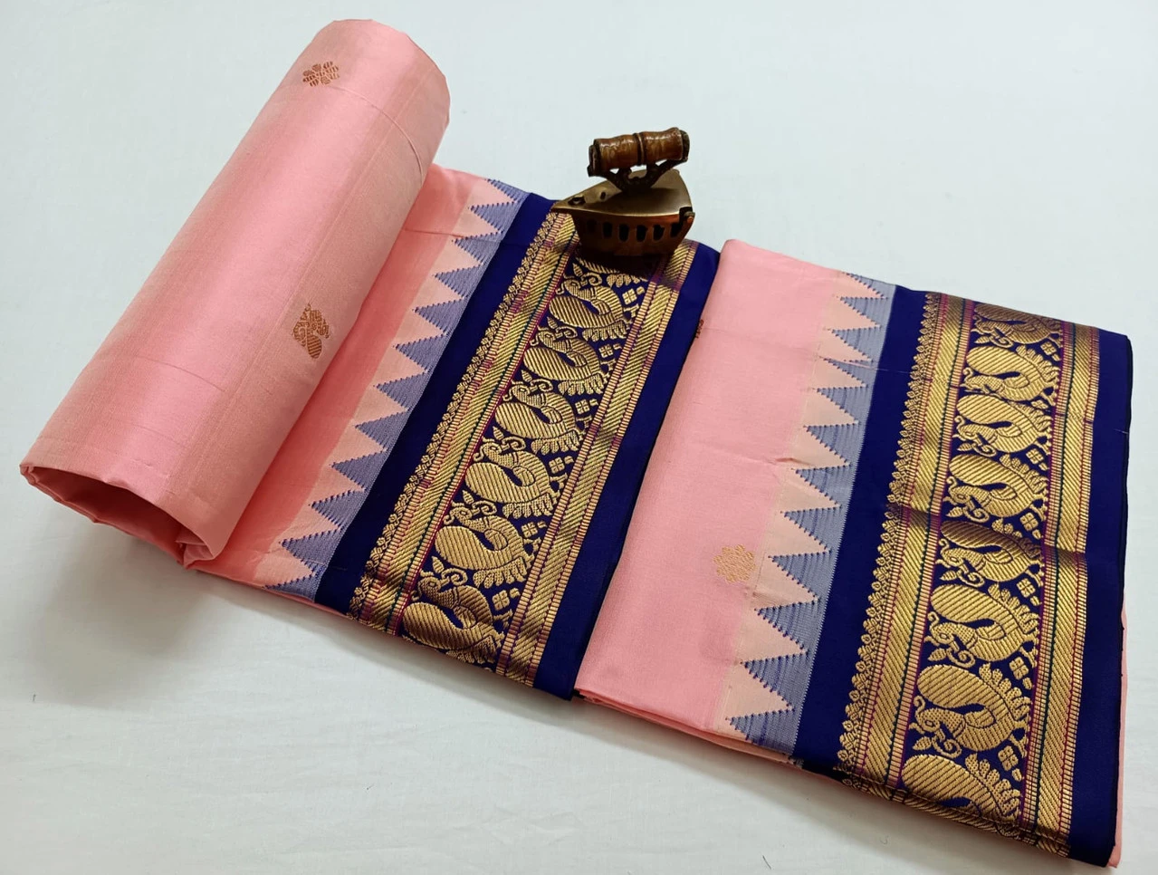 Baby Pink Gadwal traditional silk saree with zari border for festive and wedding occasions