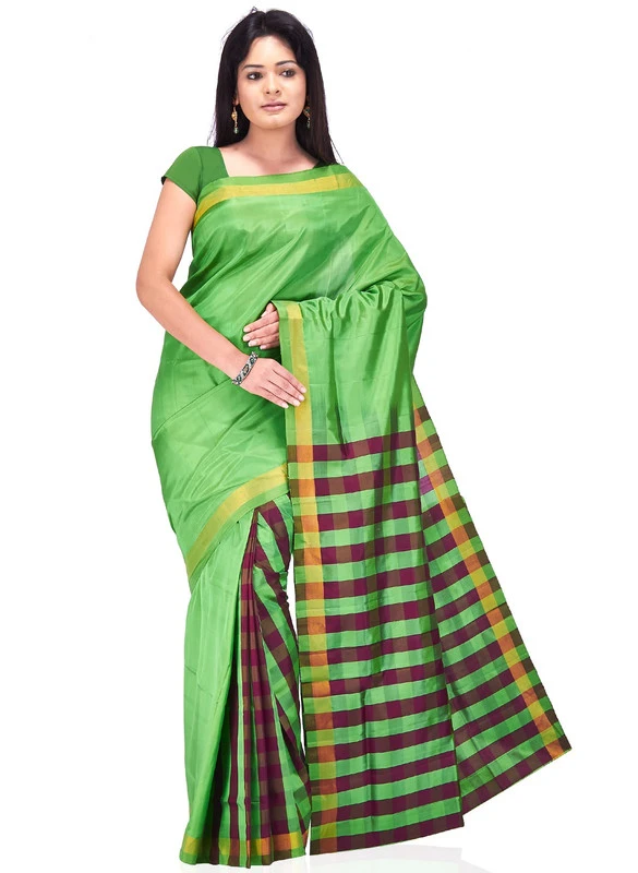 Leaf Green Check with Contrast Handwoven Pure Bangalore Silk Kadiyal Saree with Silk Mark