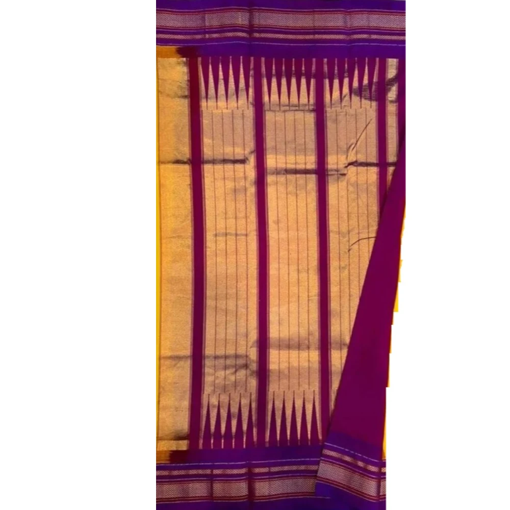 Pure Ilkaal Checks saree in Sky Blue & Red with zari border and traditional woven patterns