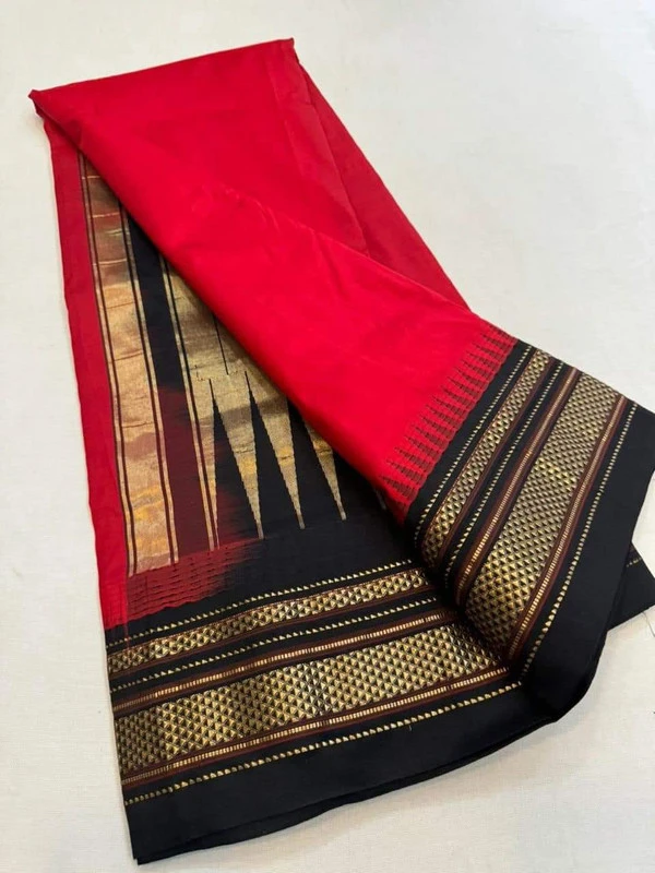 Red and Black Border - Traditional Handwoven Ilkaal Saree