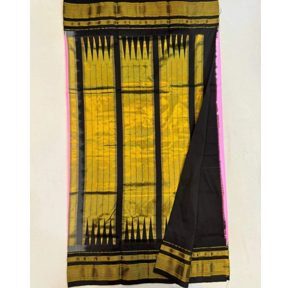 Lavender Purple pure Ilkaal Butta saree with Black zari contrast border and traditional gold motifs