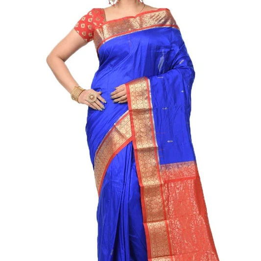 Traditional Kanchipuram Pure Silk Saree in Metallic Grey with Red Pink Contrast 