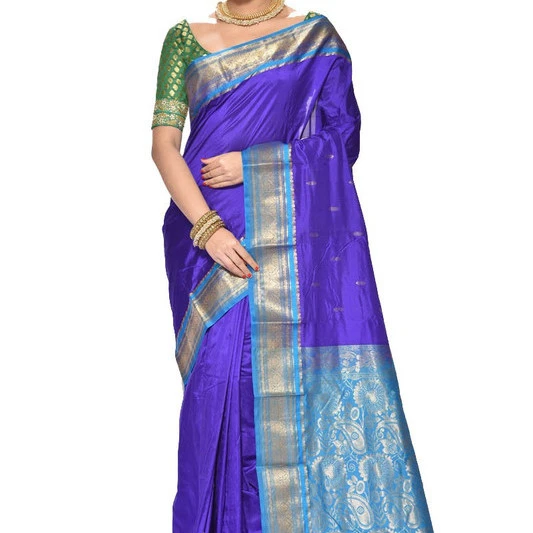 Traditional Kanchipuram Pure Silk Saree in Chikku with Rani Pink Contrast 