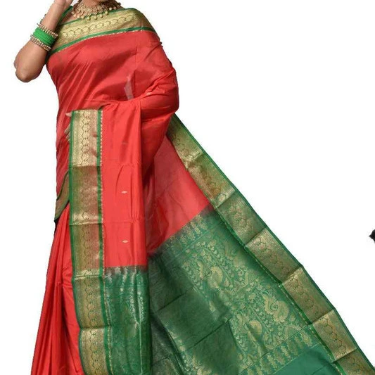 Red and Green Contrast Traditional Kanchipuram Pure Silk Saree