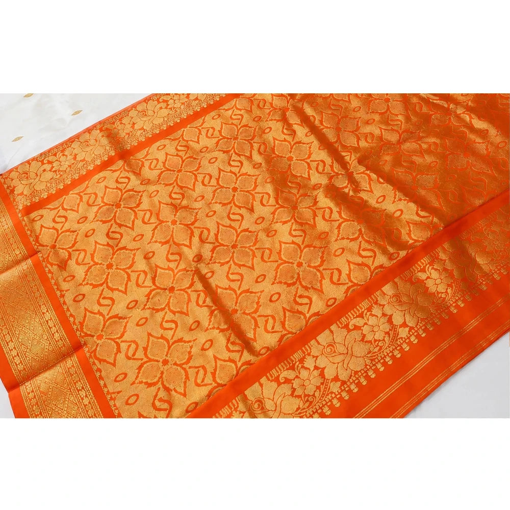 Magenta with off white Border traditional silk saree with zari border for festive and wedding occasions
