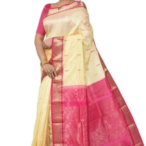 Cream and Rani Pink Contrast Traditional Kanchipuram Pure Silk Saree