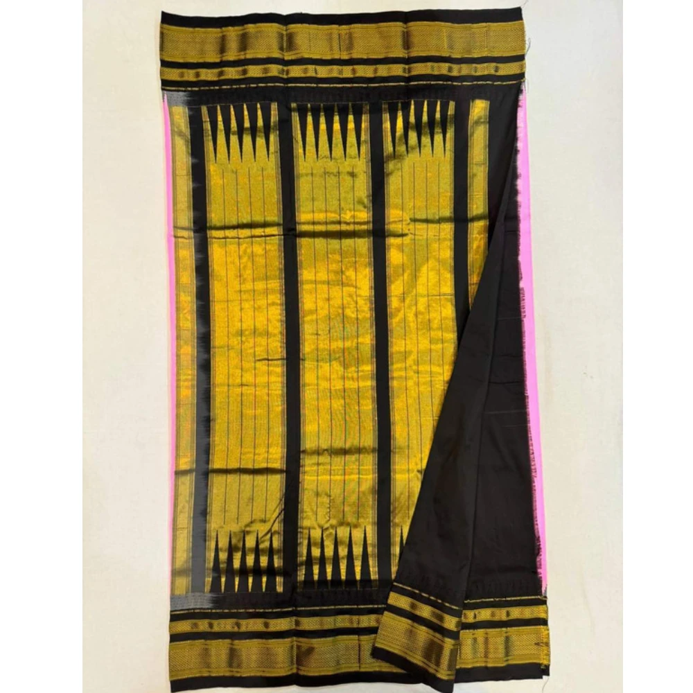 Pure Ilkaal Checks saree in Red with zari border and traditional woven patterns