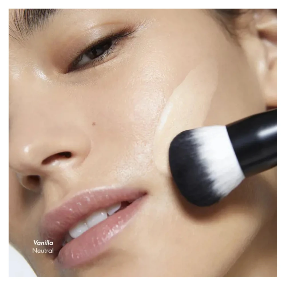 The One  Illuskin Glow Reflective Foundation Size- 30 ml (1-VANILLA-30ML)