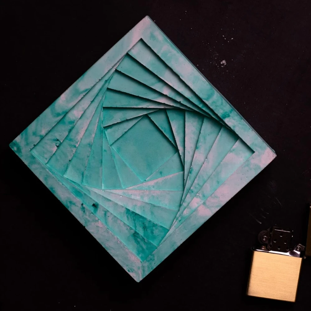 GREYT Designer Geometric Stepped Ashtray for Home |office |car | Indoor & Outdoor Concrete Material (Mint Marble)