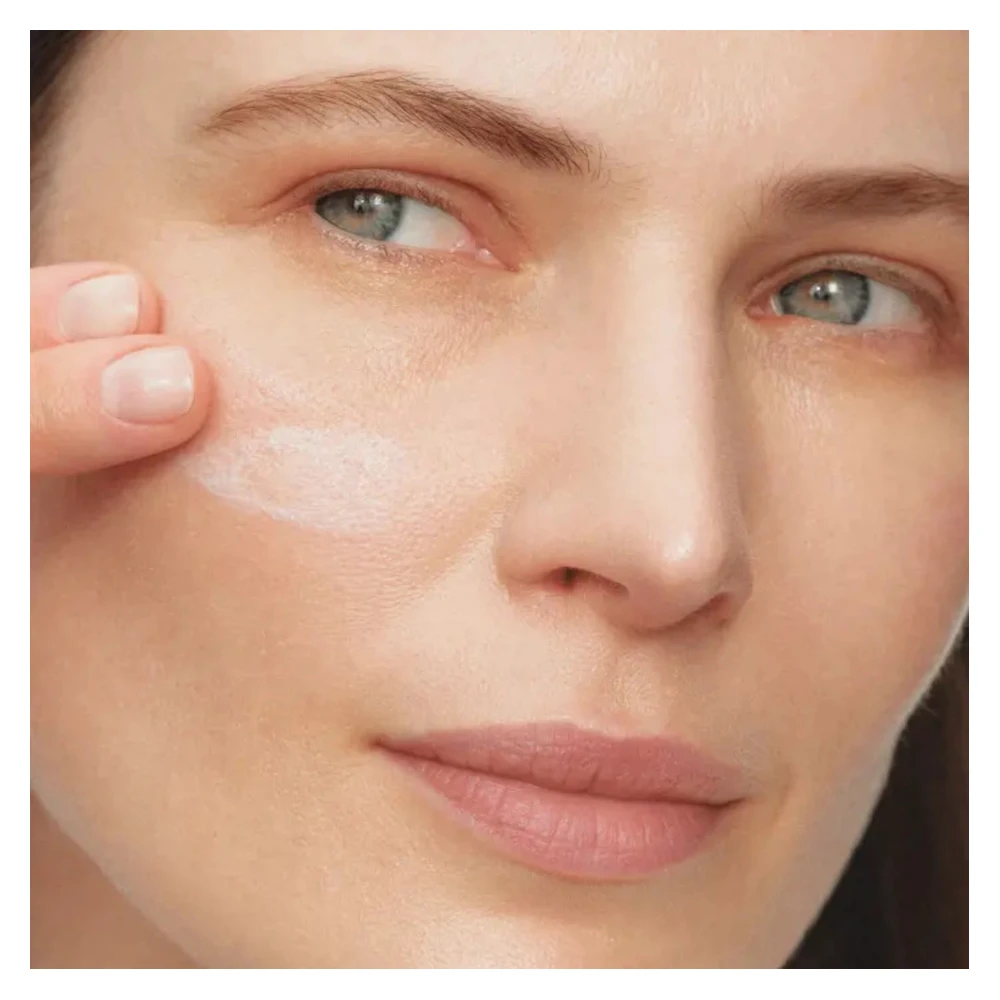 NOVAGE Proceuticals Ultra Light UV-Age Day Shield + SPF 50 Size- 30 ml (SPF-50-30ml)