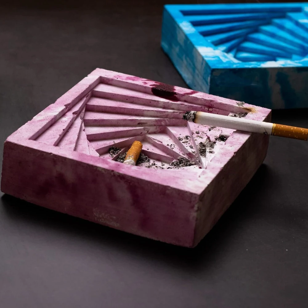 GREYT Designer Geometric Stepped Ashtray for Home |office |car | Indoor & Outdoor Concrete Material (Mint Marble) (Mint Marble Color-13X13X4cm)