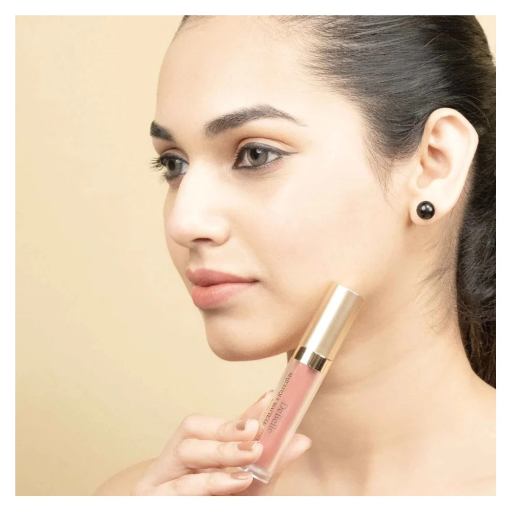 DeBelle Majestique Matte Liquid Lipstick Cinnamon Celine(Light Rust brown), 3.5 ml (3.5ml)