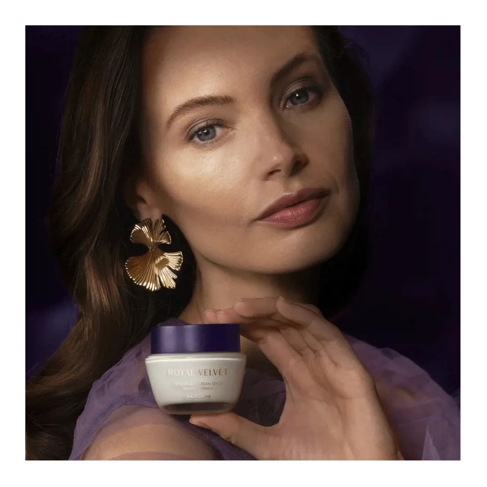 Royal Velvet Firming Day Cream SPF 20 Size- 50 ml