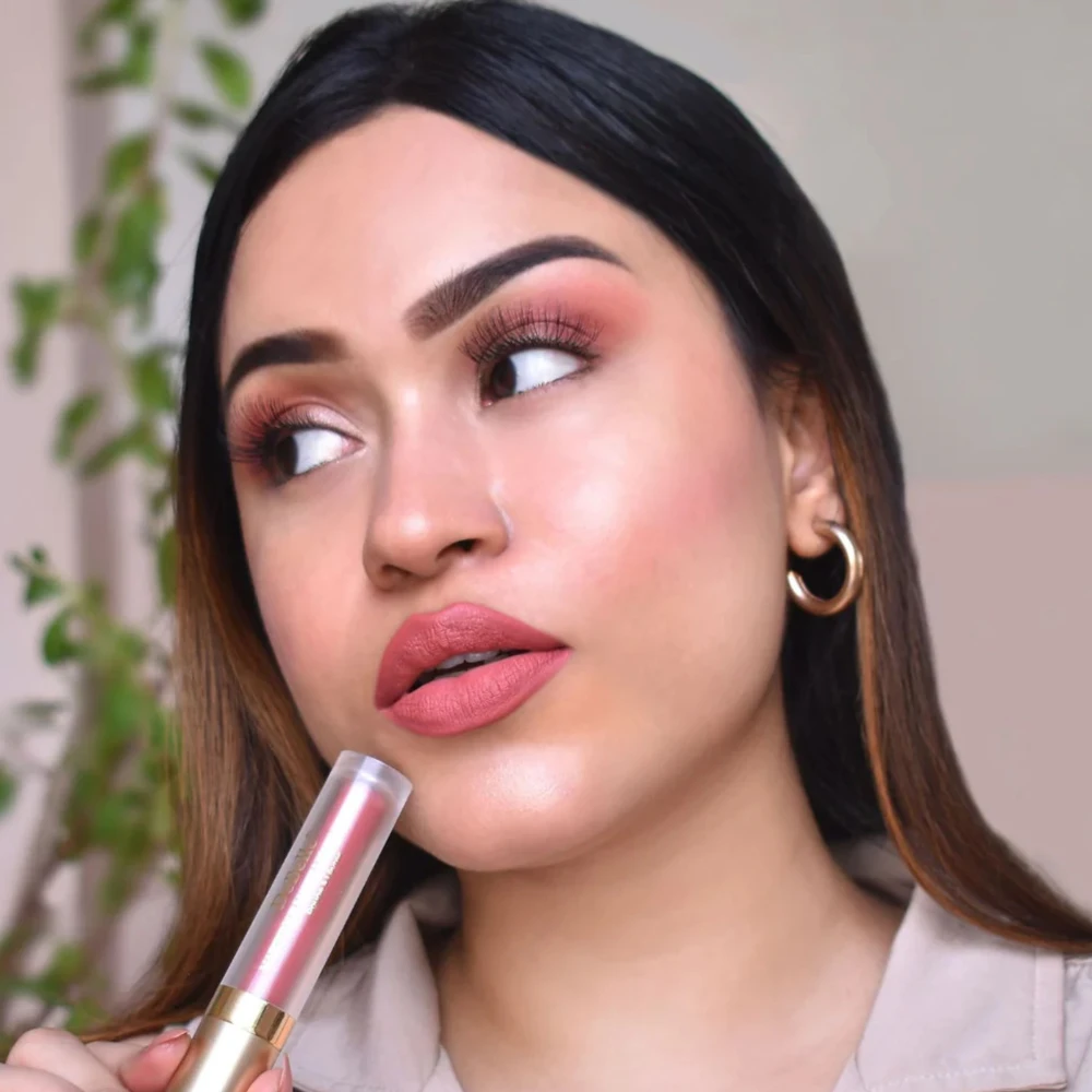 DeBelle Majestique Matte Liquid Lipstick Cinnamon Celine(Light Rust brown), 3.5 ml