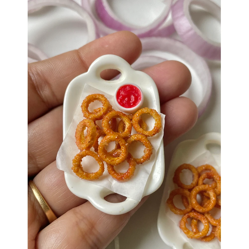 Mini Crunchy Onion Rings Magnet