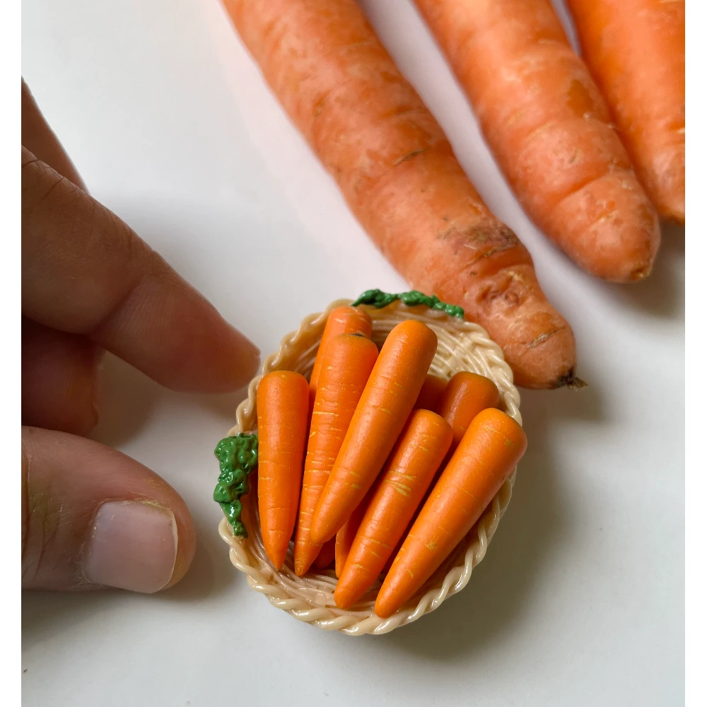 Mini Carrot Basket