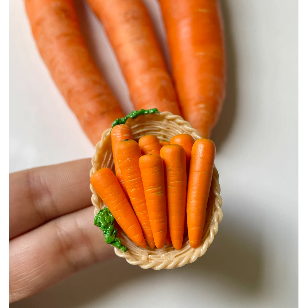 Mini Carrot Basket