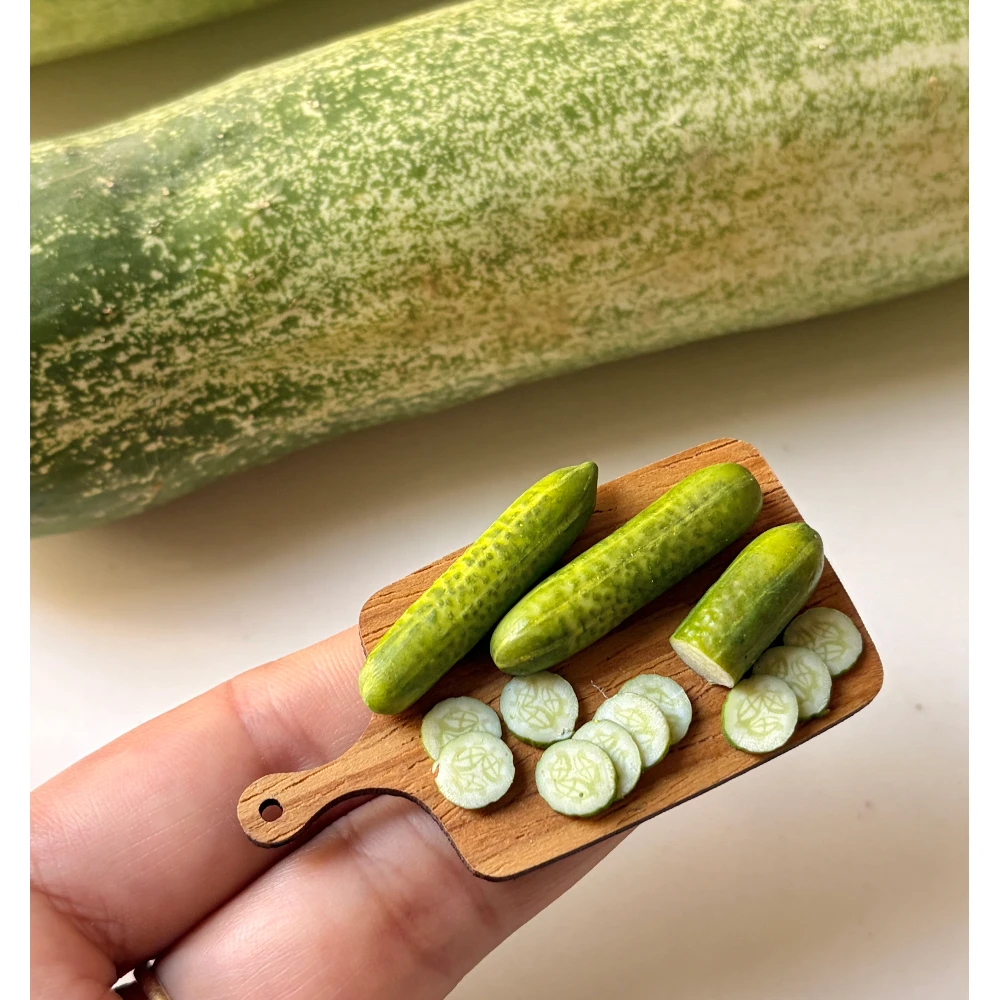 Miniature Cucumber Slice Board Magnet