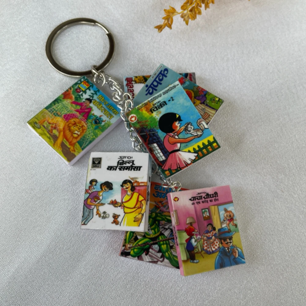 Miniature 90’s Comics Keychain