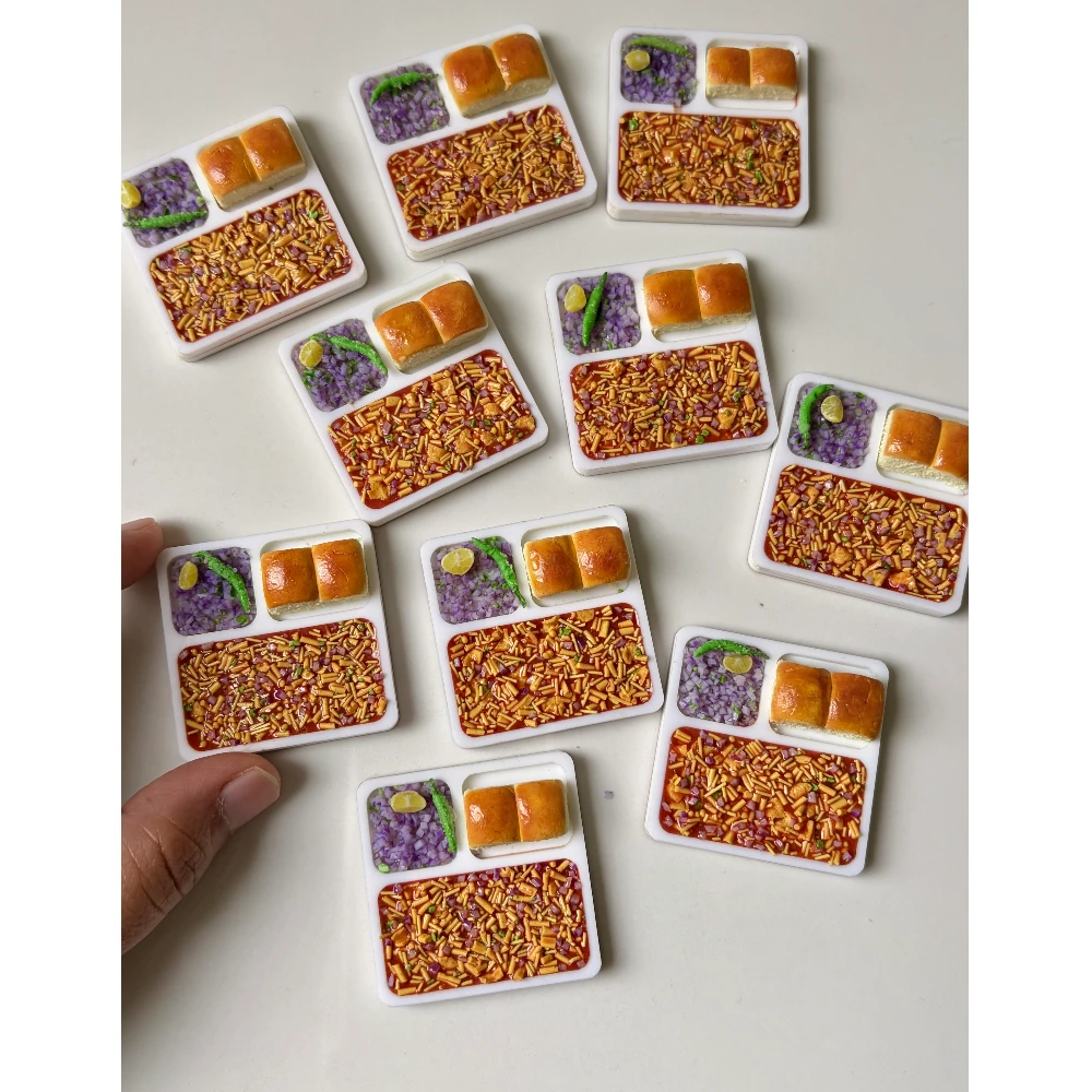 Mini Misal Pav Delight Platter Magnet