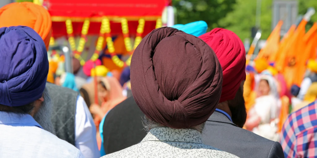 How to Choose the Right Turban Color for Different Occasions