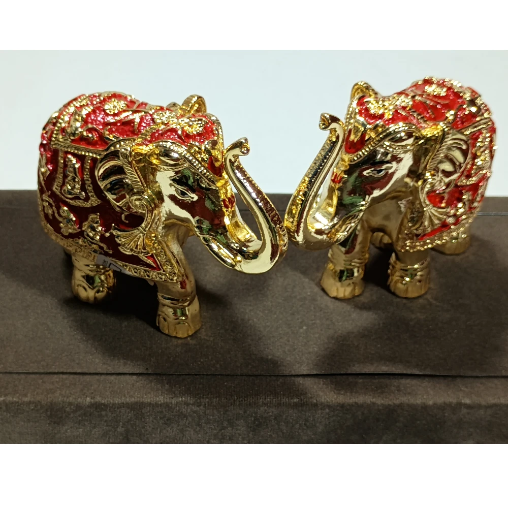 Two Elephant-3.5No-Z09301