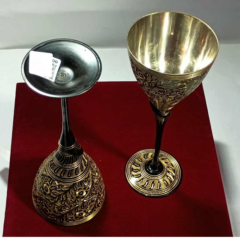 2GlassWine-8.5No-Z09500