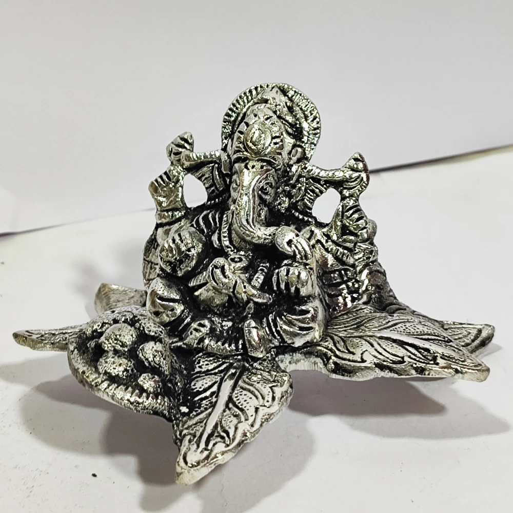 Leaf Ganesh-5.25No-Z05964