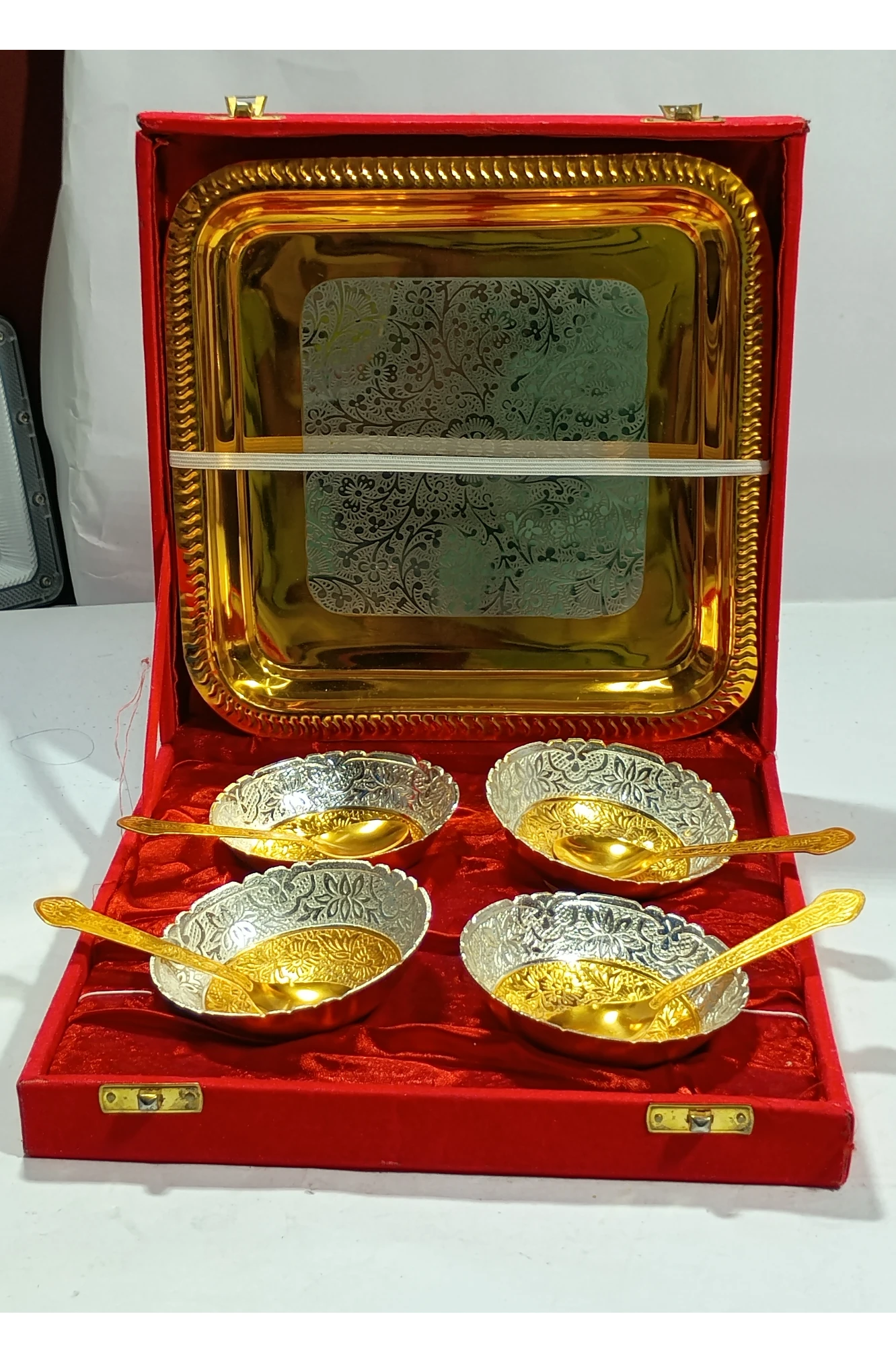 Tray with Four Bowl-9No-Z08367