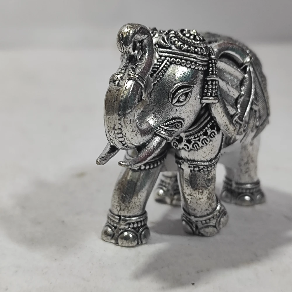 Elephant-2No-Z13188