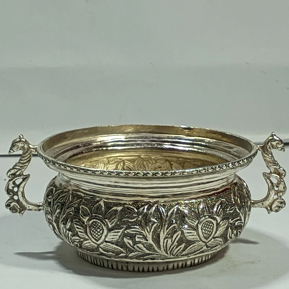 Urli with two peacock-6.5No-Z12556