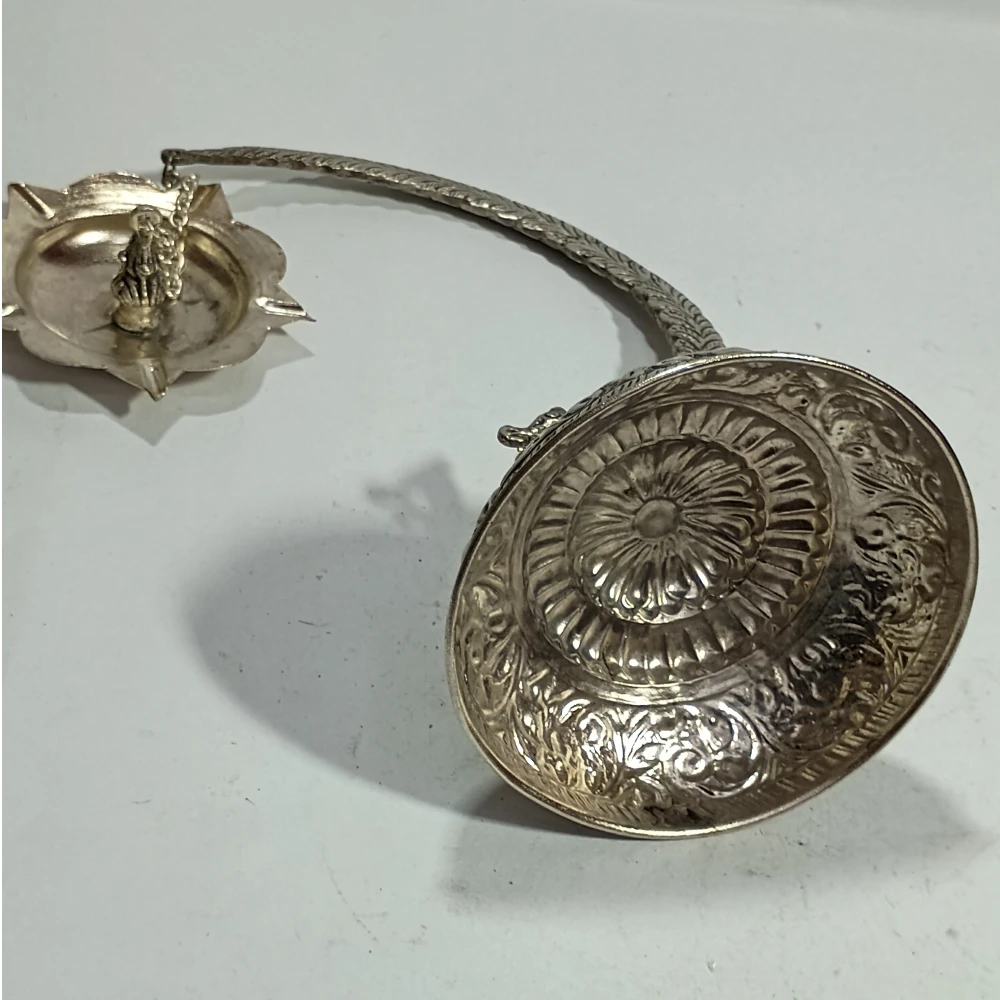 Diya with Peacock-9.5No-Z09164