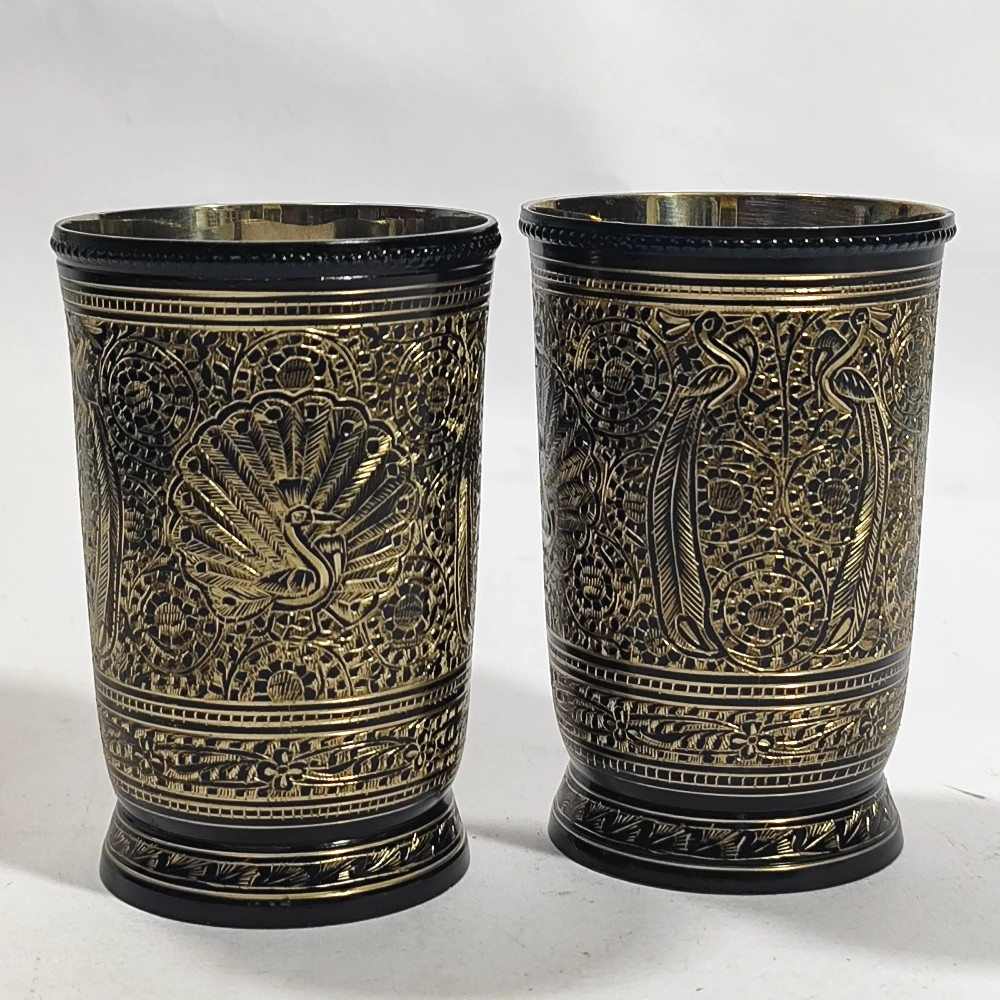 Two Glass-4No-Z07858