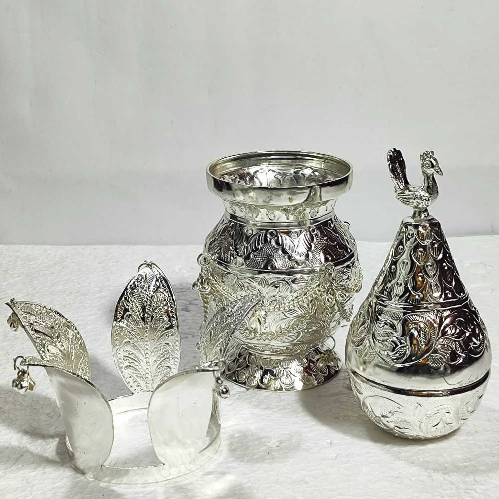 Kalash with Nariyal-5.5No-Z11071