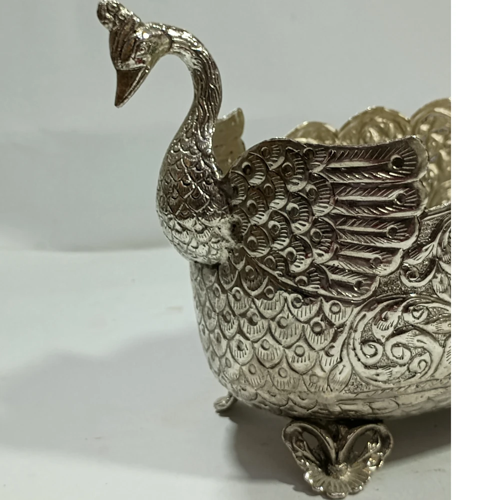 Bowl With Swan-5.5No-Z11994