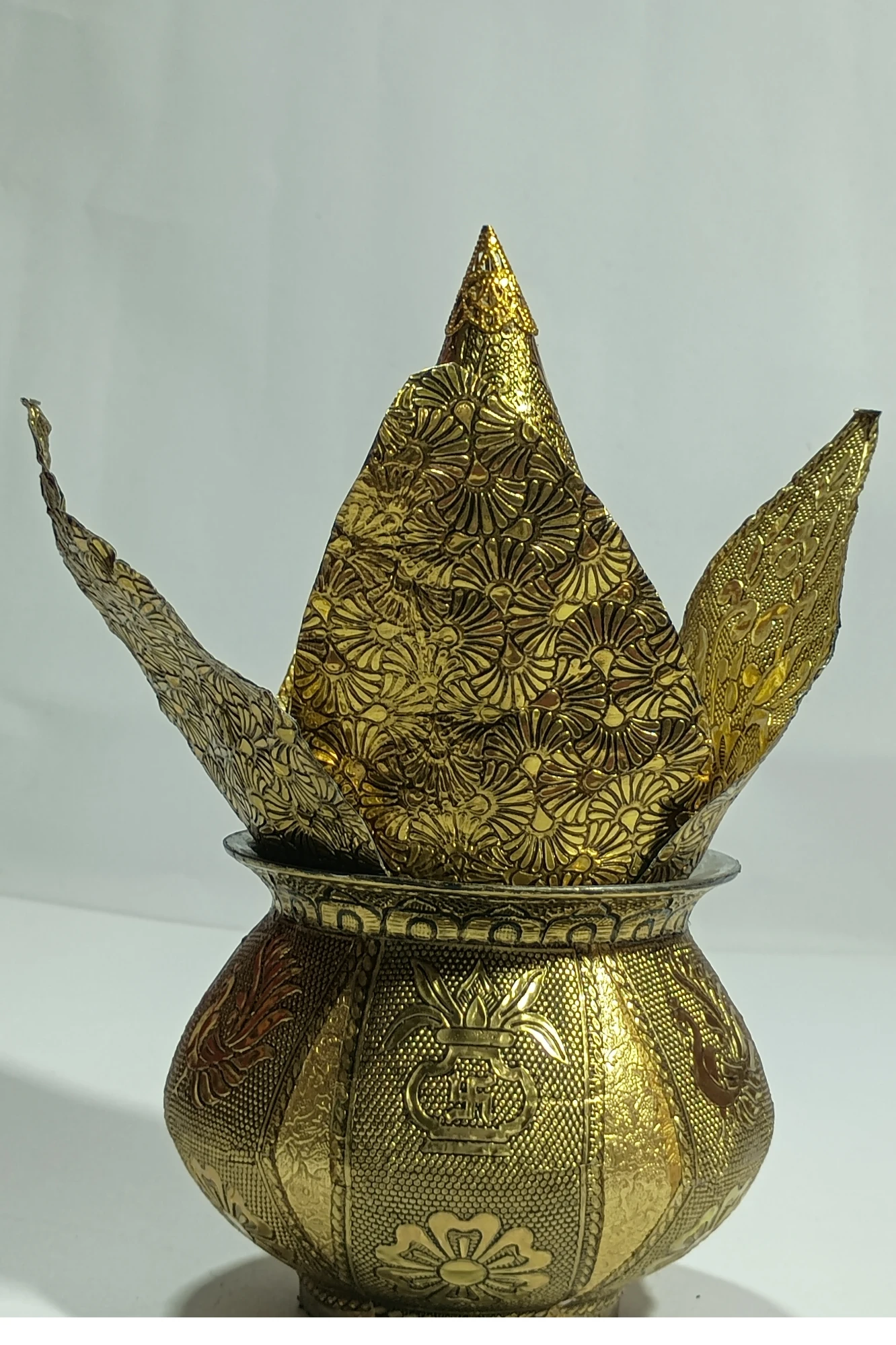 Kalash with Nariyal-4No-Z08946