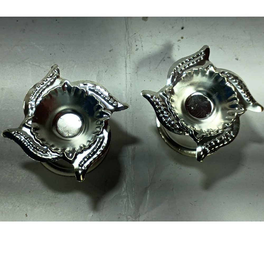 Two Diyas-3No-Z08401