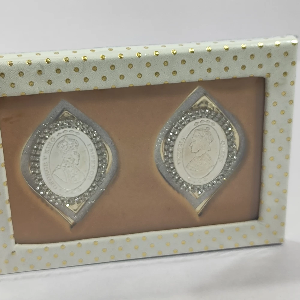 Two Coins with Folder-5.5No-Z12932