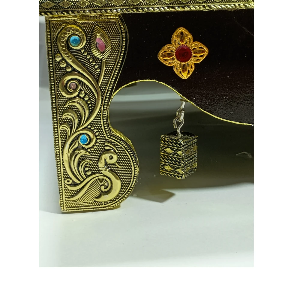 Chowki with Latkan-6No-Z11631