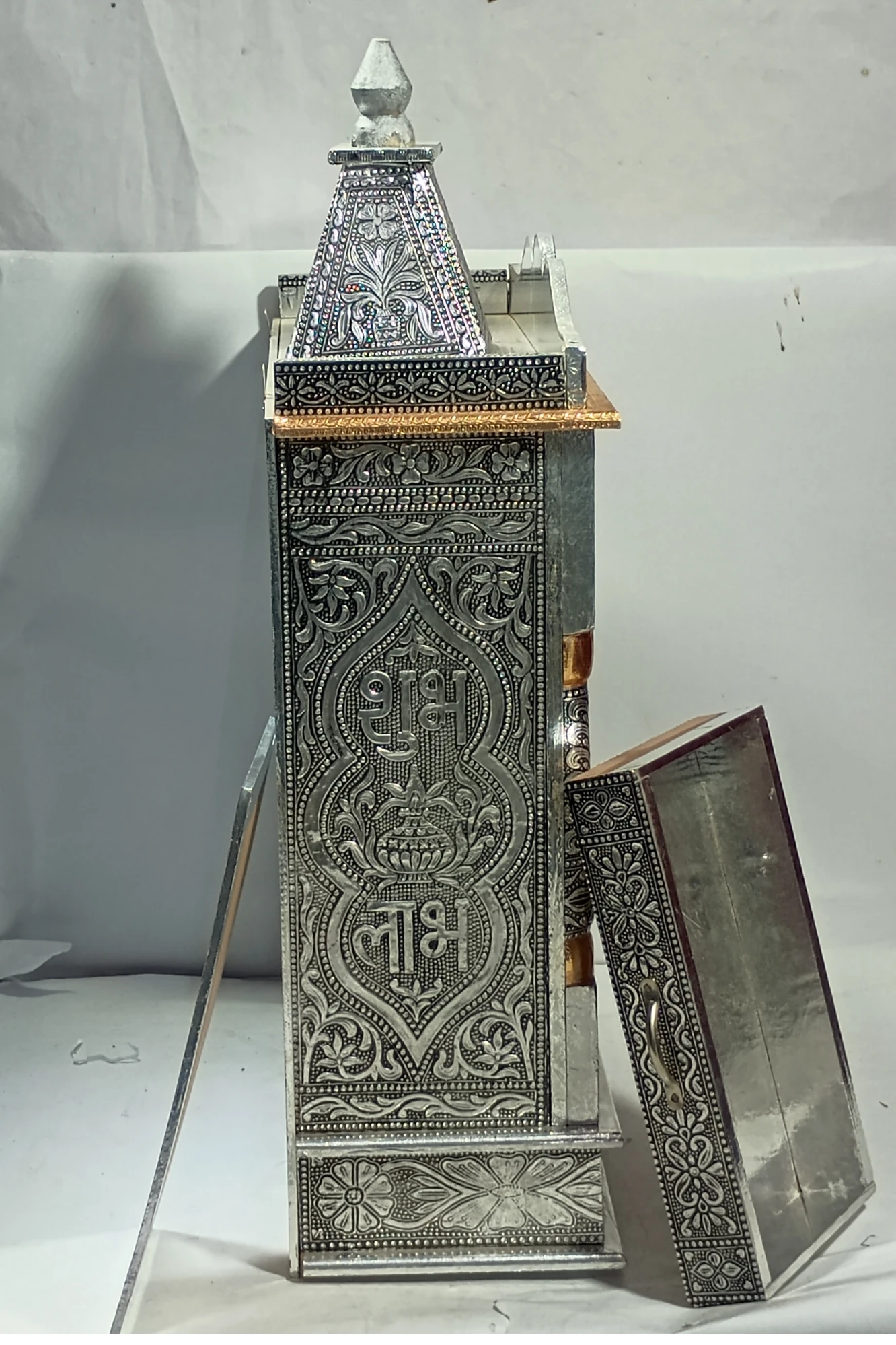 Temple-18.5No-Z06938