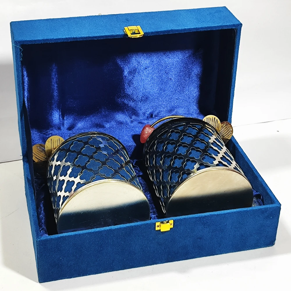 Two Burney-6.5No-Z12842