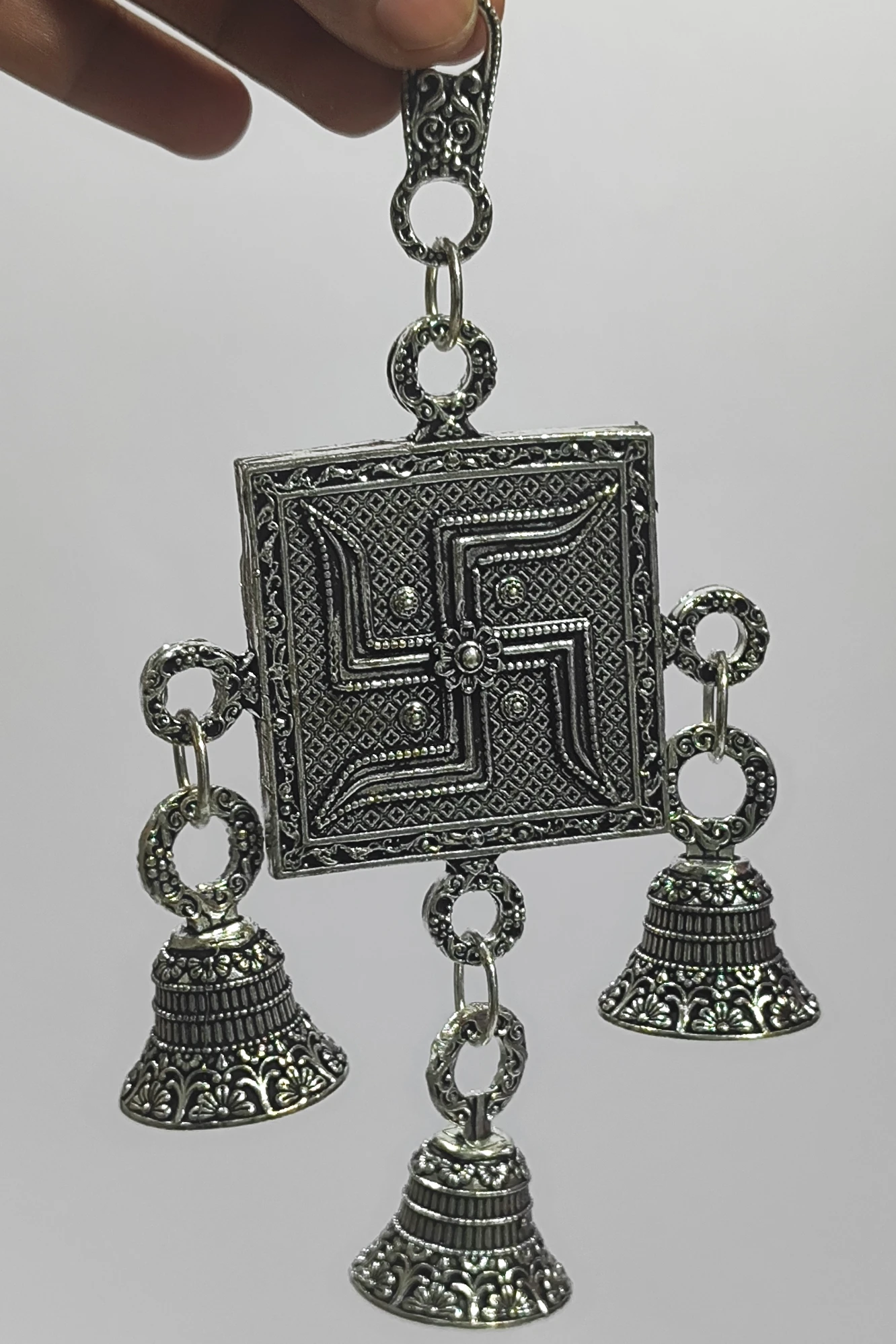 Swastik with bell-6.5No-Z12954