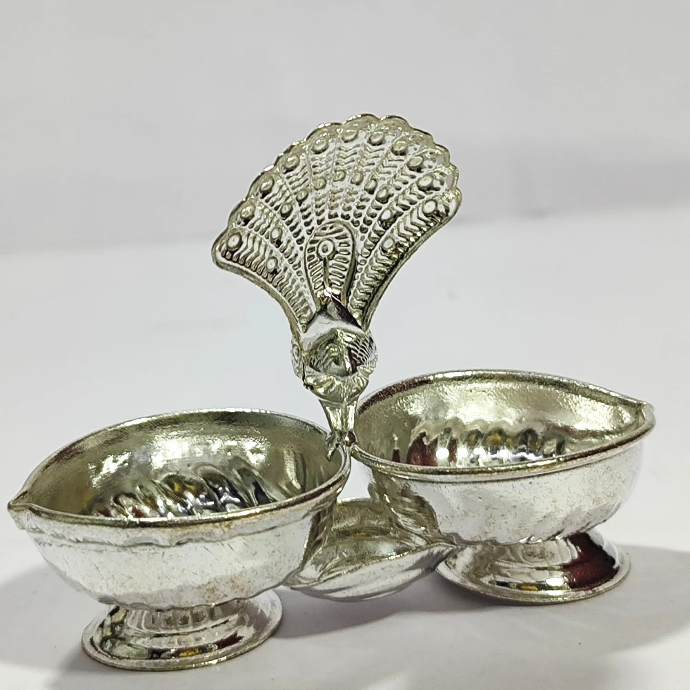 Chopra with Peaocok-3No-Z12014