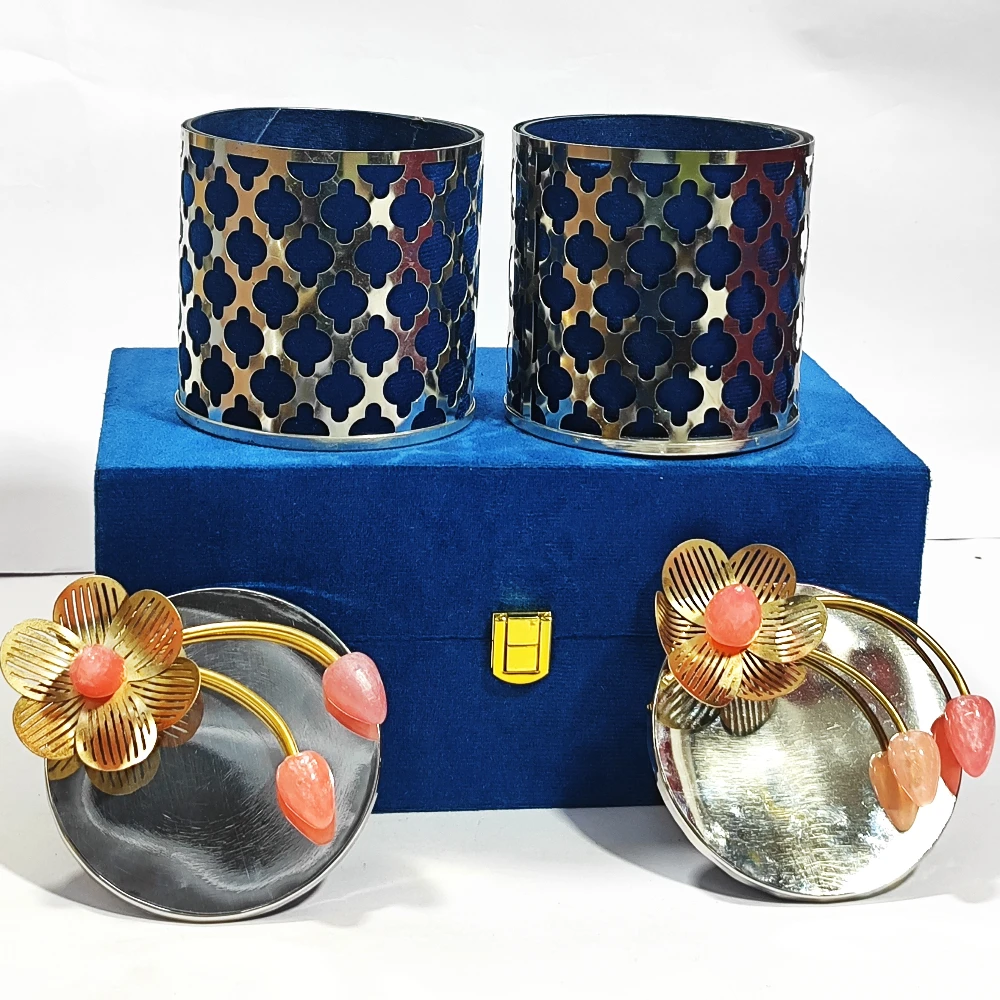 Two Burney-6.5No-Z12842