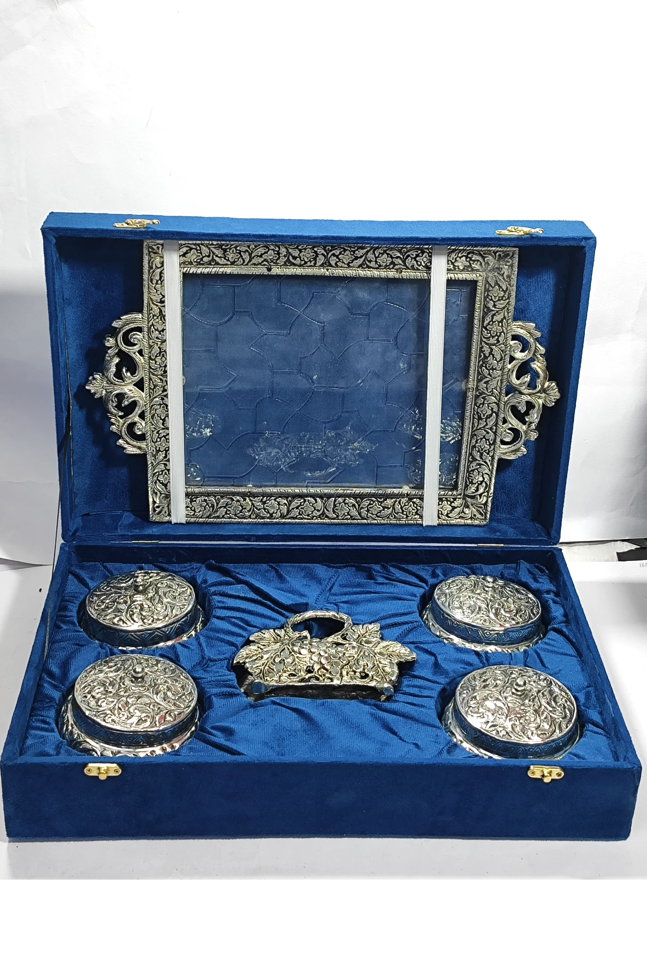 Tray with Dry Fruits Box and Napkin Hokder-16.5No-Z12803